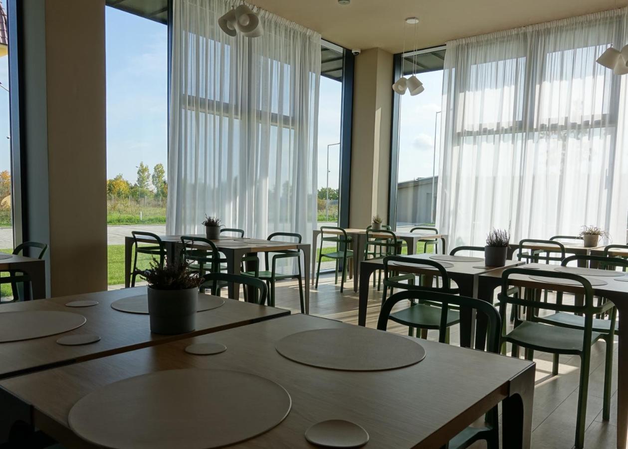 Marida Hotel Satu Mare Extérieur photo