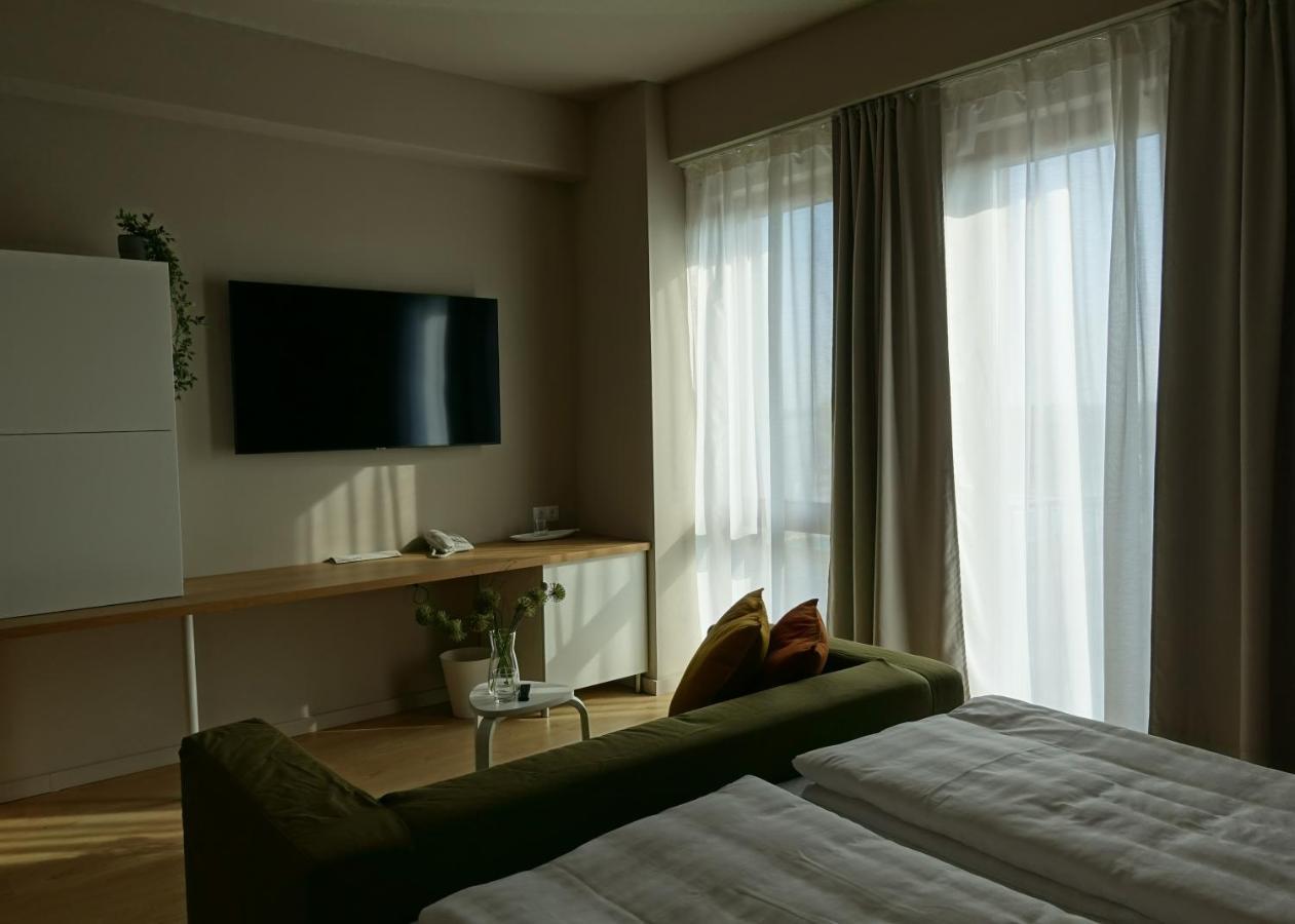 Marida Hotel Satu Mare Extérieur photo