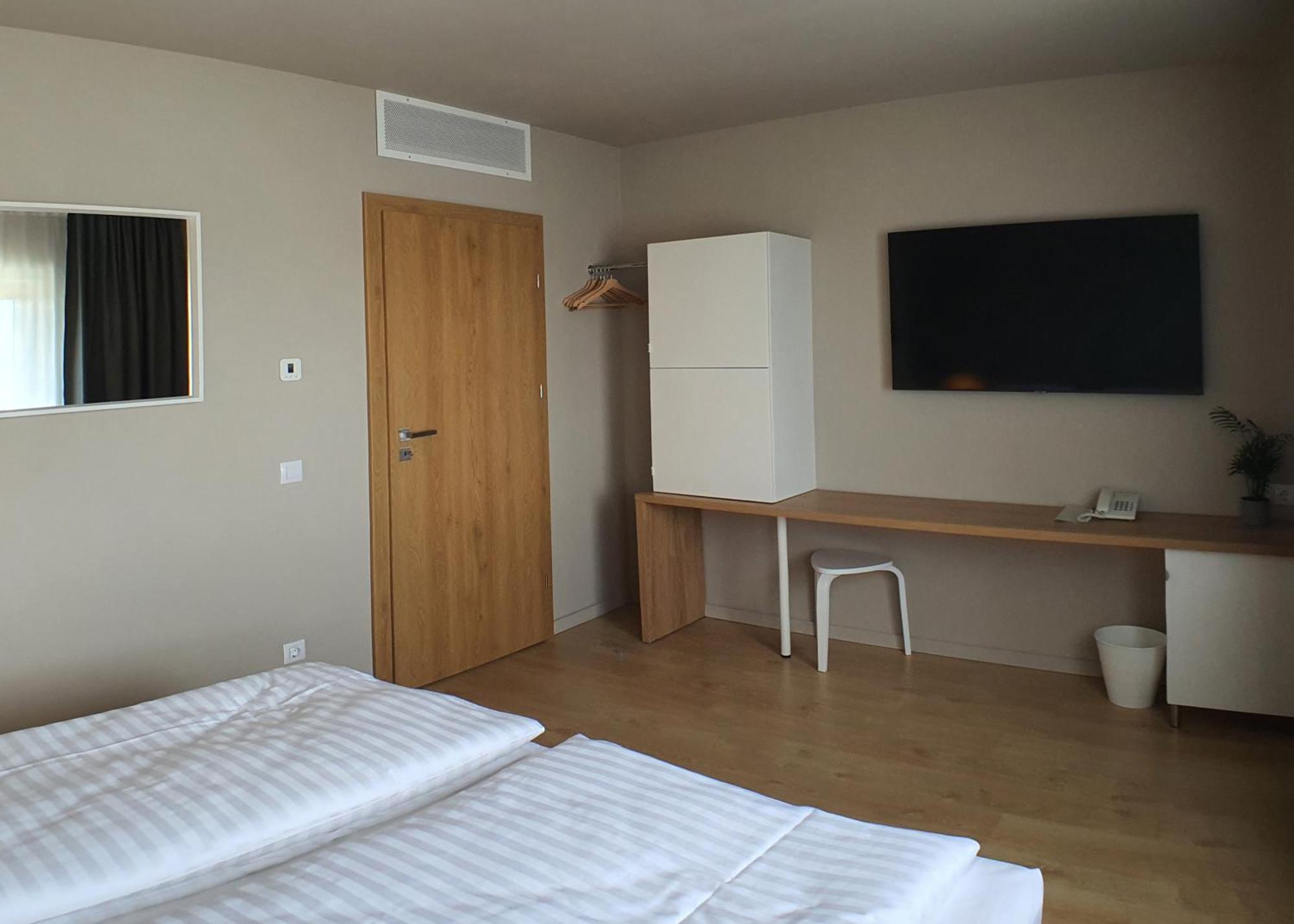 Marida Hotel Satu Mare Extérieur photo